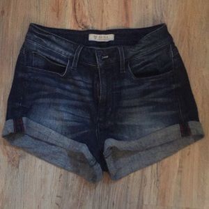 Perfect condition Guess Jean shorts
